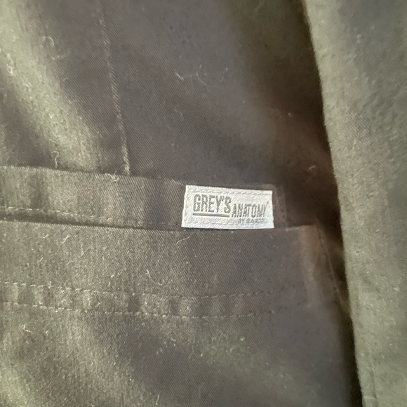 Greys Anatomy uniform coat - Picture 4 of 8